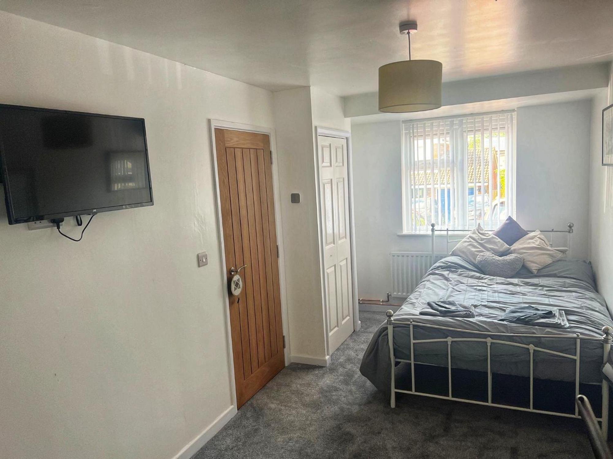Modern Comfortable Quiet Self Contained Apartments Brackley  Exterior photo