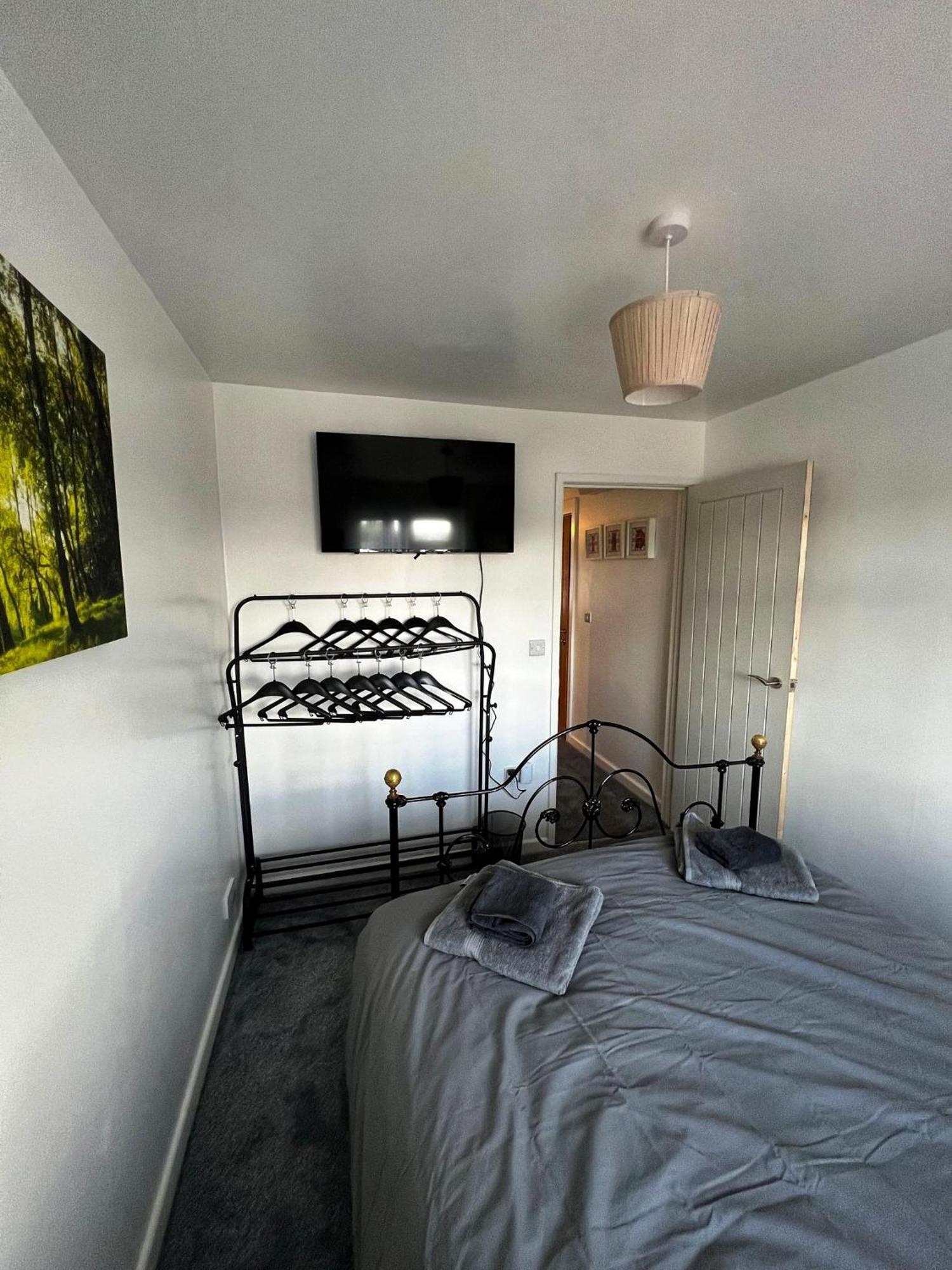 Modern Comfortable Quiet Self Contained Apartments Brackley  Exterior photo